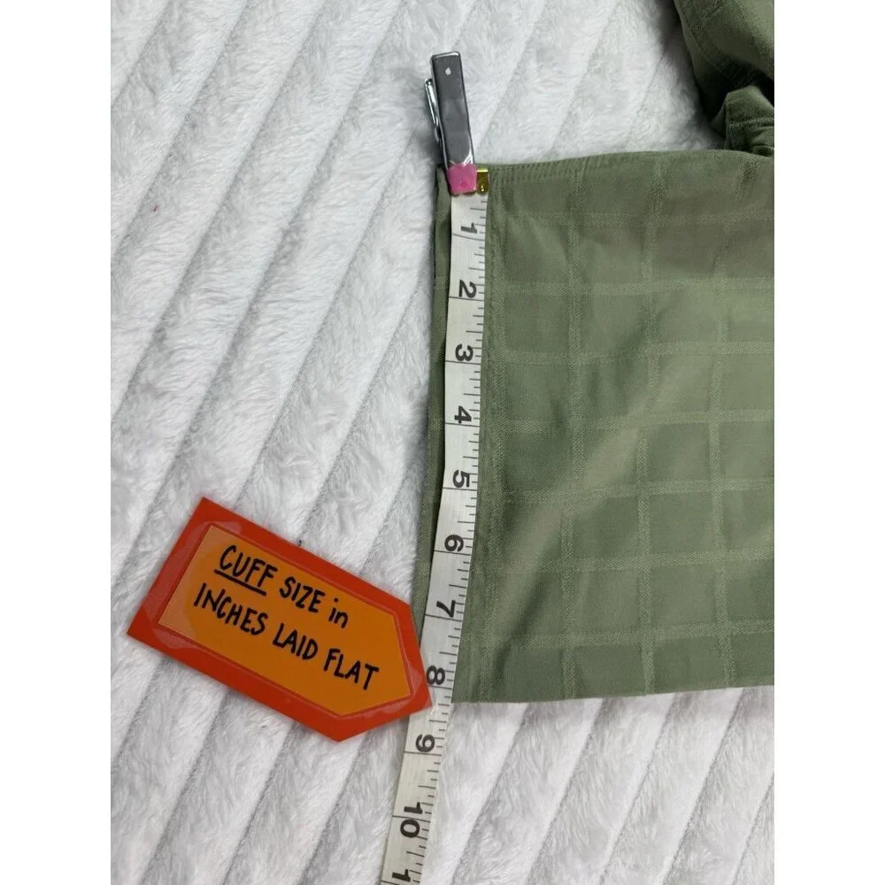 The Foundry Supply Short Sleeve Button Up Green Men's XLT - Picture 12 of 13